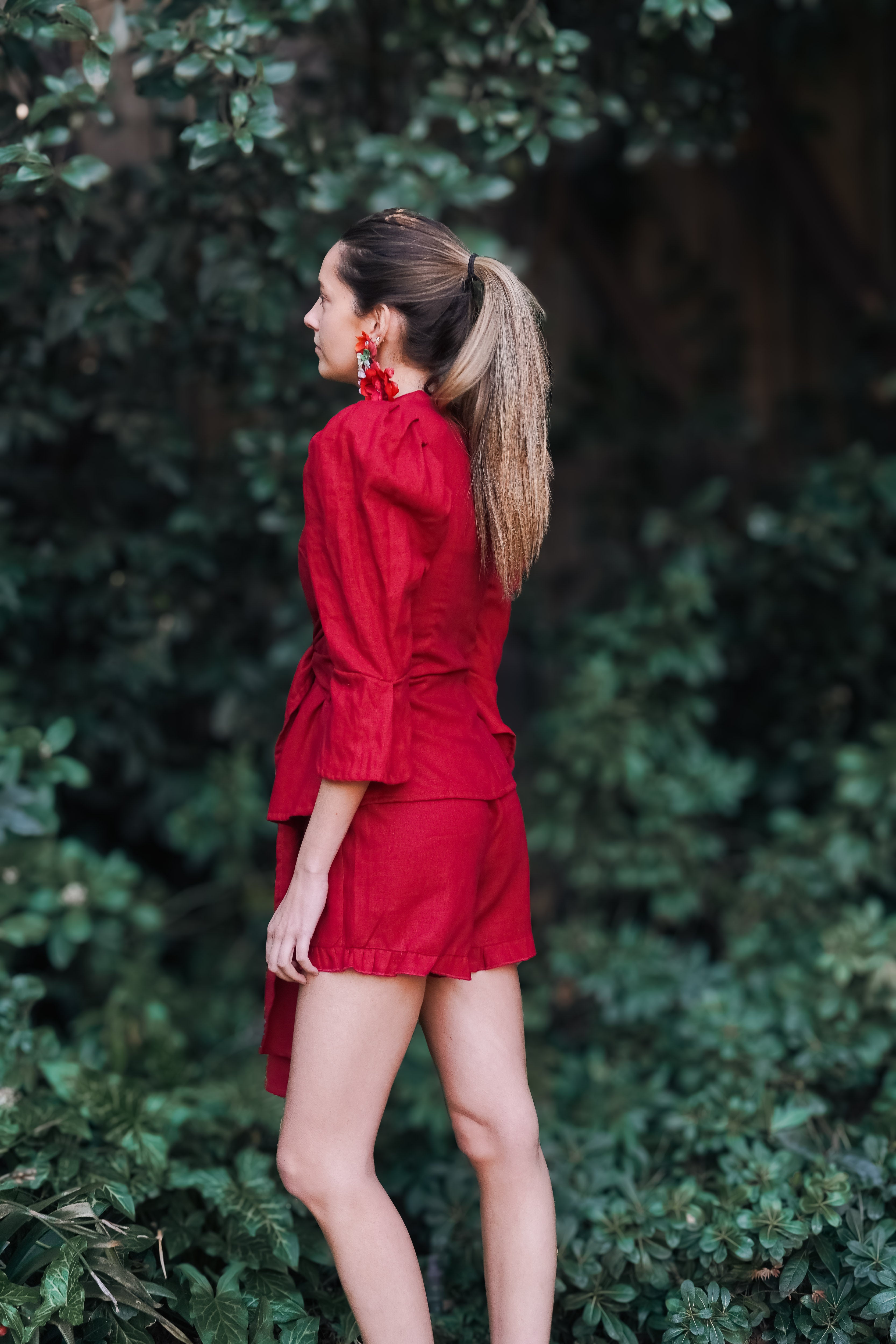 Short Laurel Burdeo
